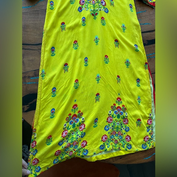 Manish Arora Punjabi kurta with sequin details lengha- US size 2 Indian size 34 - Picture 4 of 10